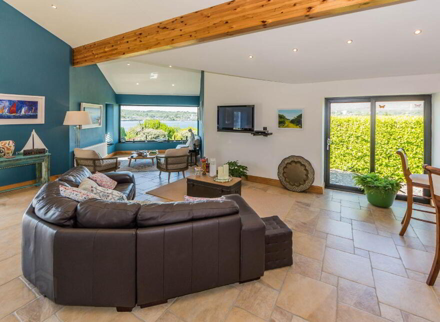 Coosheen, Schull, Ballydehob, P81X702