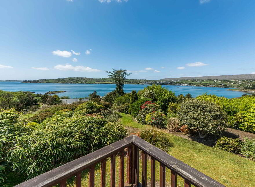 Coosheen, Schull, Ballydehob, P81X702
