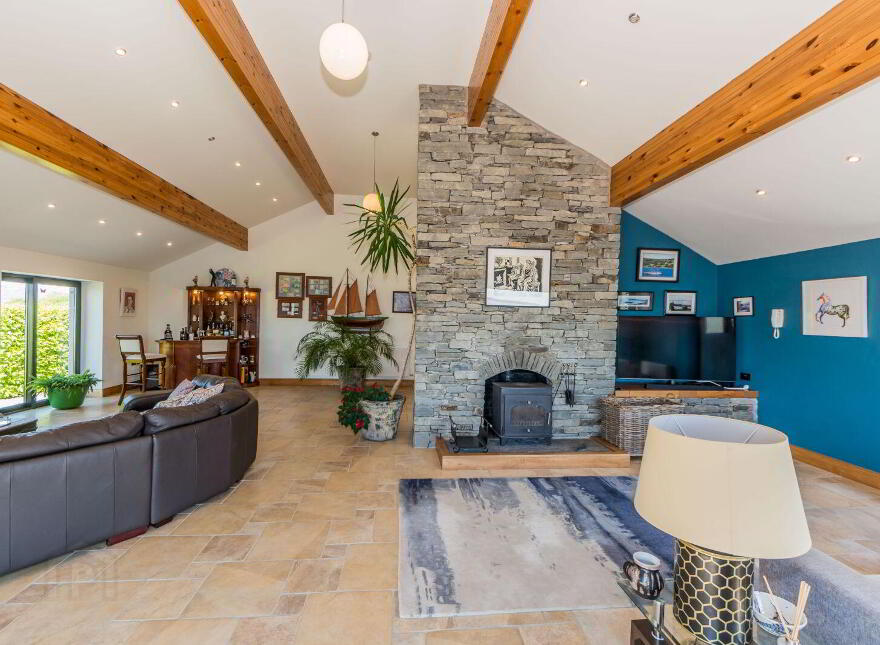Coosheen, Schull, Ballydehob, P81X702