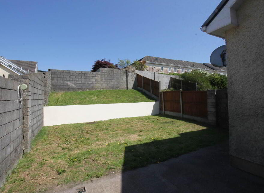 69 Ardkeale, Mount Oval Village, Rochestown, Cork, T12H94W