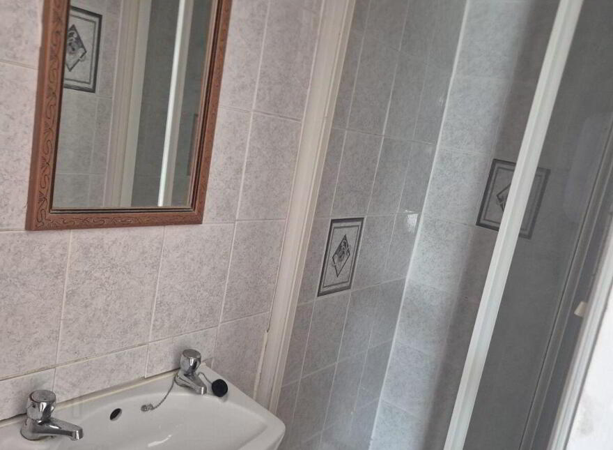 Church Hill, Clifden, H71PY01