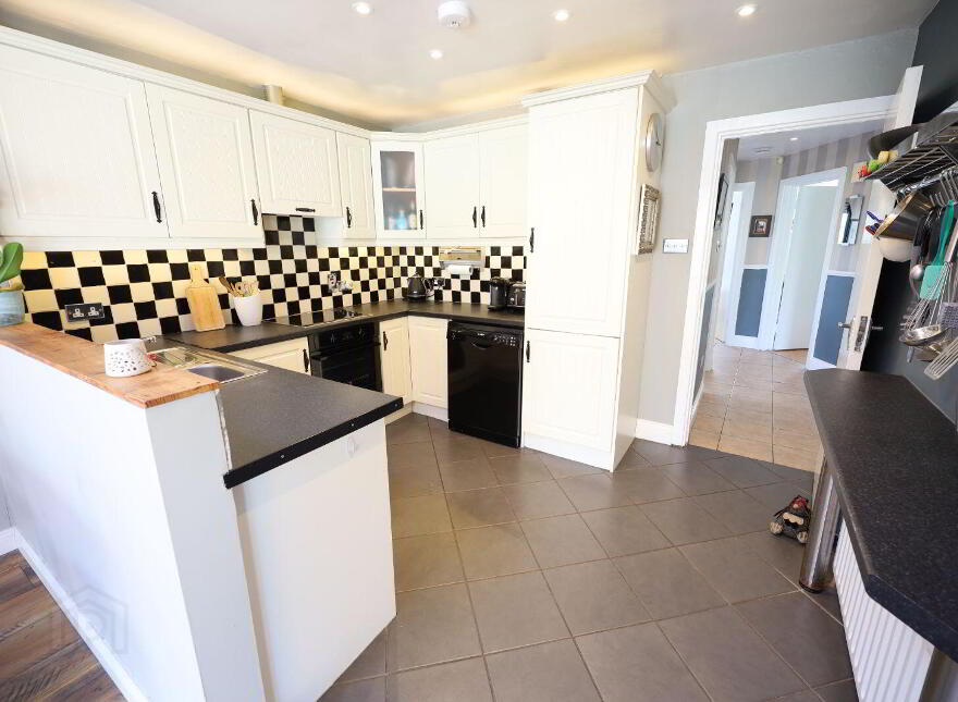 11 Waterpark Lawn, Waterpark, Carrigaline, P43EA24