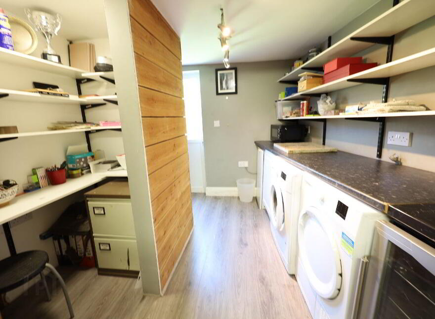 11 Waterpark Lawn, Waterpark, Carrigaline, P43EA24