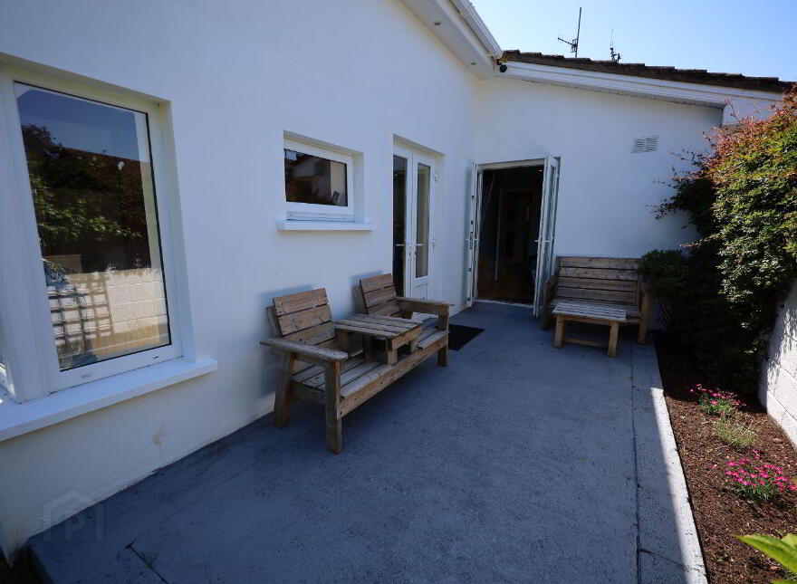 11 Waterpark Lawn, Waterpark, Carrigaline, P43EA24