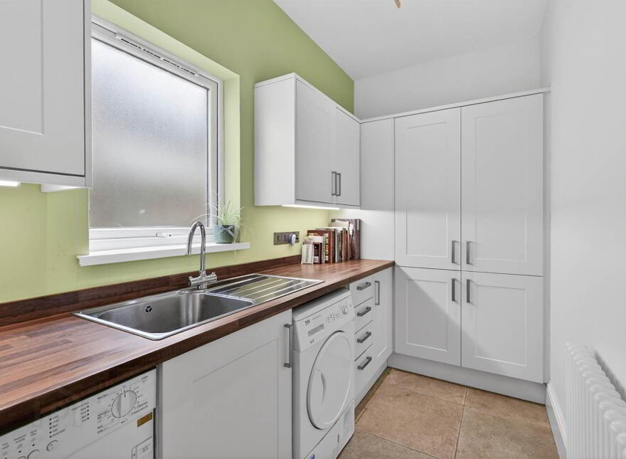 28 Hawthornden Road, Ballyhackamore, Belfast, BT4 3JW