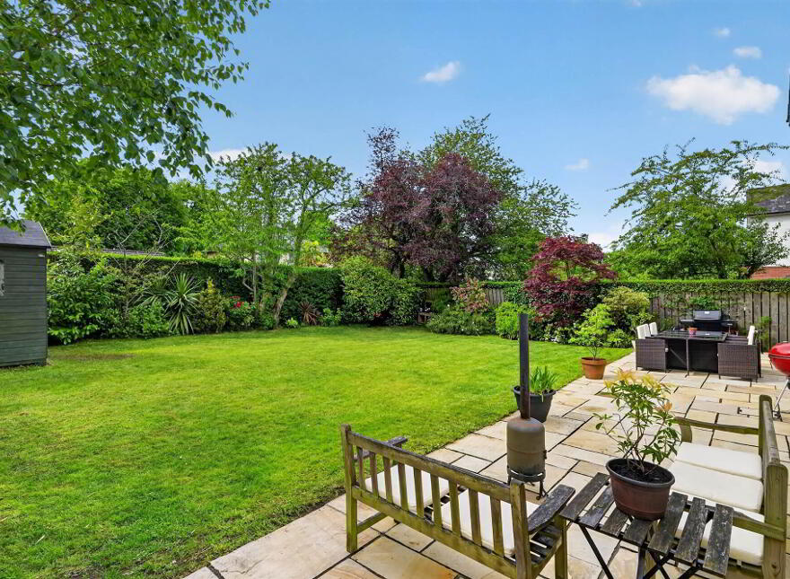 28 Hawthornden Road, Ballyhackamore, Belfast, BT4 3JW