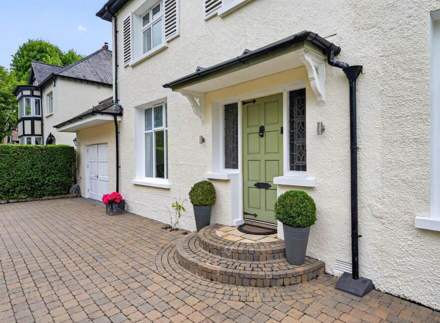28 Hawthornden Road, Ballyhackamore, Belfast, BT4 3JW