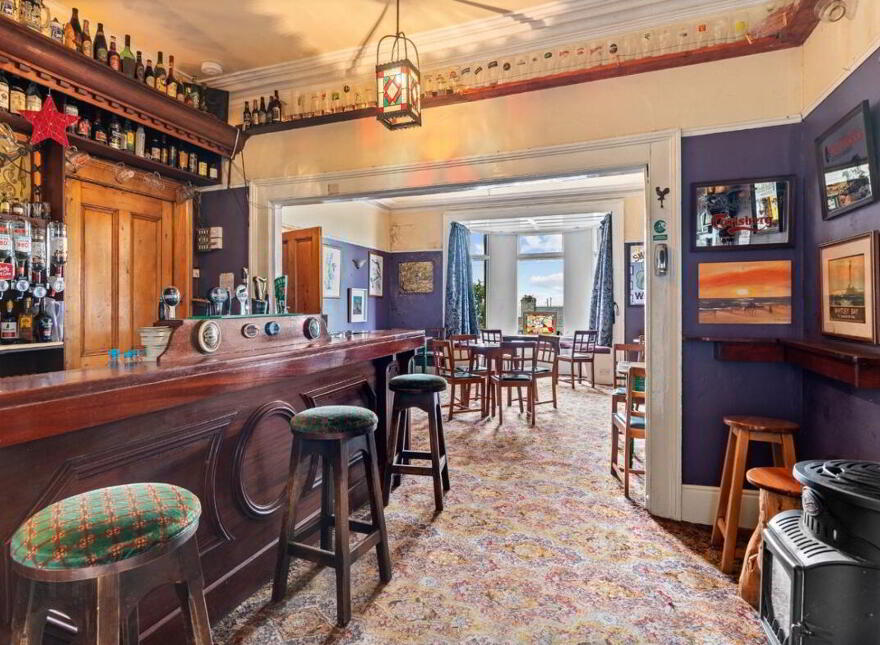 The Marine Bar, Upper Strand, Youghal