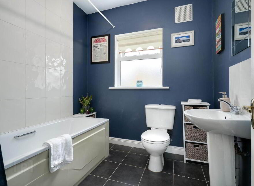 23 Curragh Park, Carlanstown, Kells, A82P768