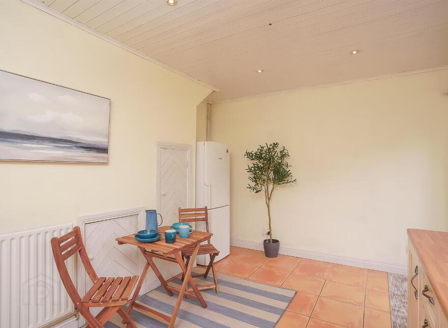 18 Hillview Place, Holywood, BT18 9DL