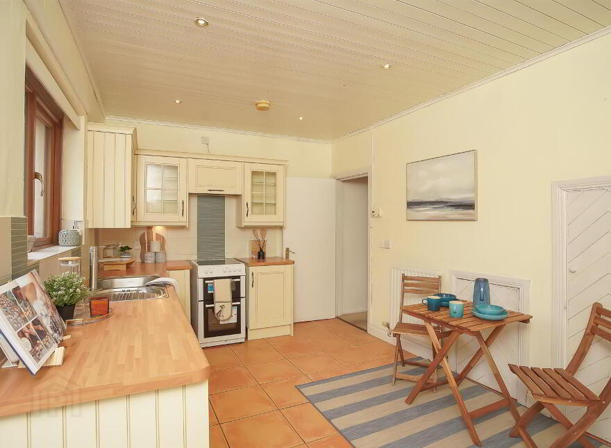 18 Hillview Place, Holywood, BT18 9DL