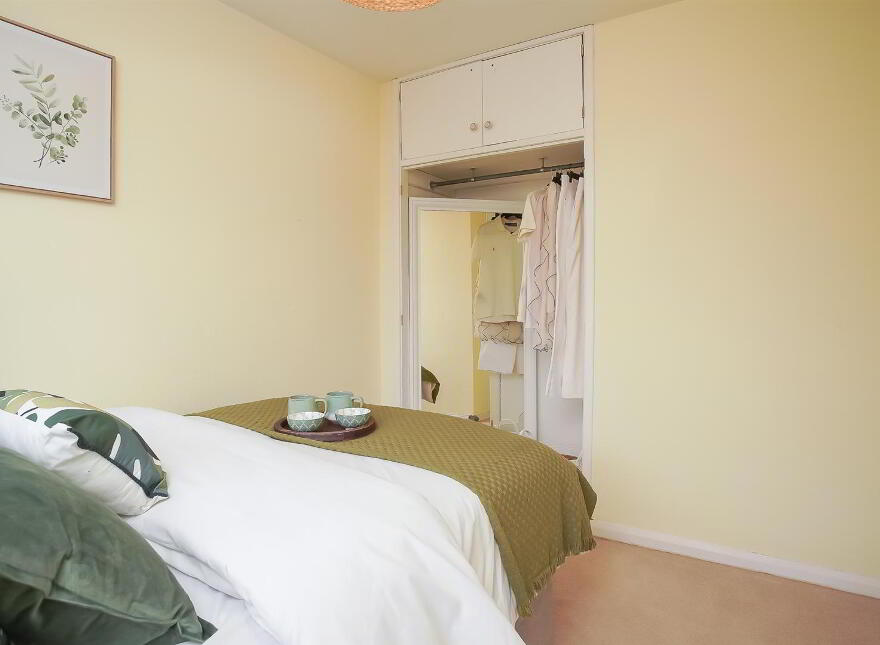 18 Hillview Place, Holywood, BT18 9DL