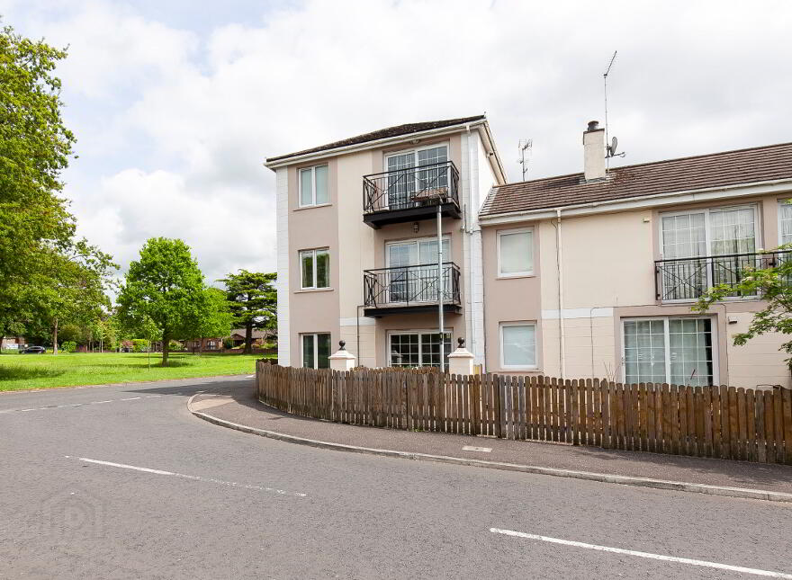 8G LESLEY HEIGHTS, Glassillan Grove, Greenisland, BT38 8TB
