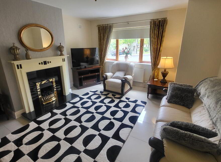 20 Lord Leitrim Court, Lough Rinn, Gortletteragh, N41H363