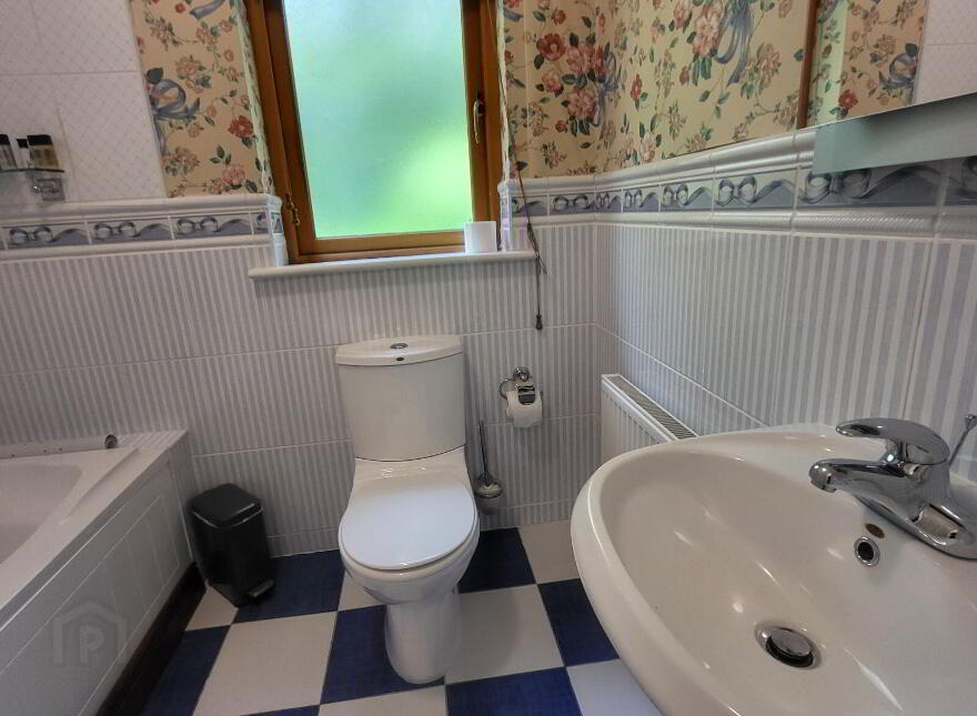 20 Lord Leitrim Court, Lough Rinn, Gortletteragh, N41H363
