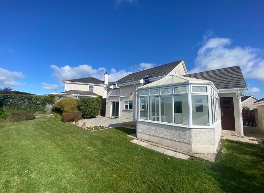 34 Carrigeenlea, Tramore, X91F623