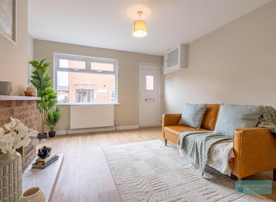 3 Leamington Place, Hilden, Lisburn, BT27 4UL