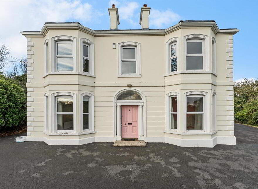 18 Church Road, Ballynahinch, BT24 8LP