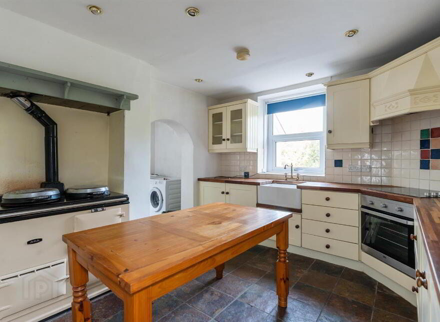 18 Church Road, Ballynahinch, BT24 8LP