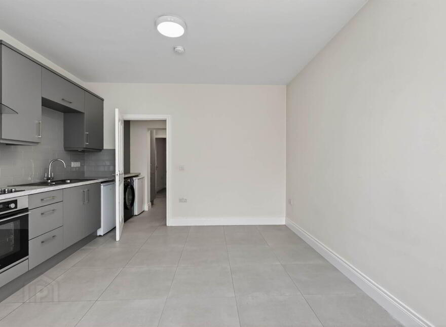 51 Bridge Street, Lisburn, BT28 1XZ