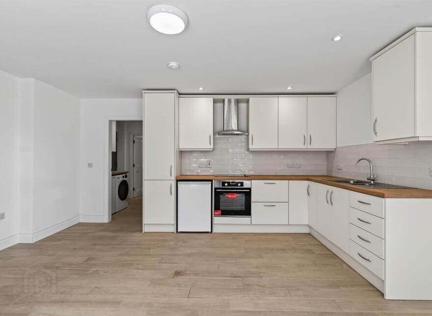 53 Bridge Street, Lisburn, BT28 1XZ