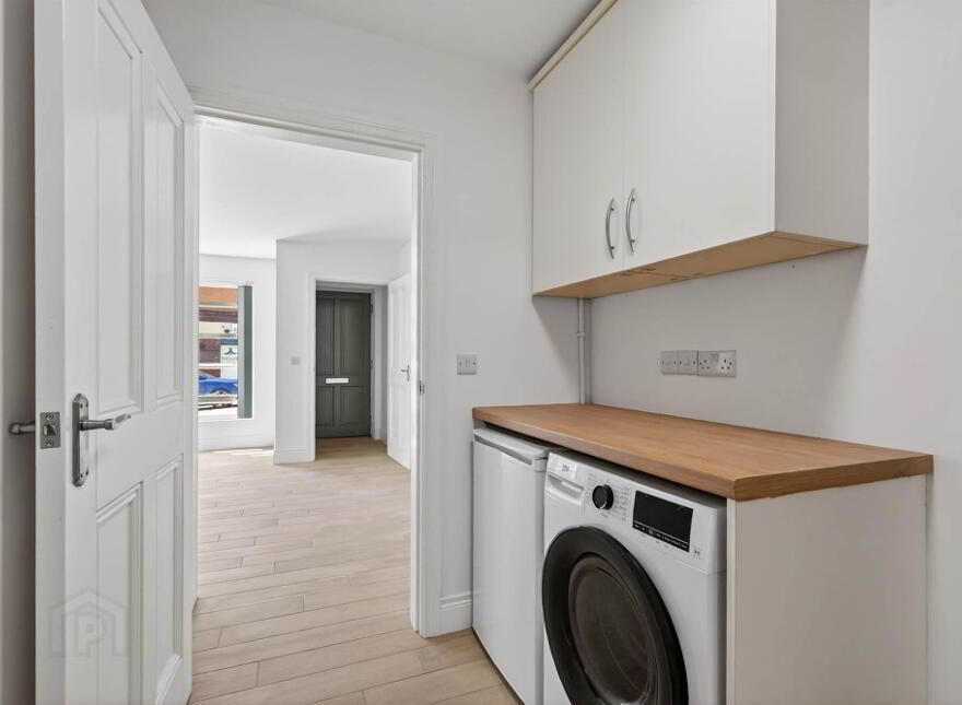 53 Bridge Street, Lisburn, BT28 1XZ