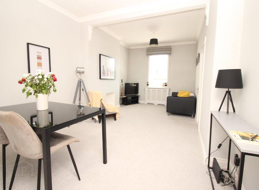6 Ogles Terrace, Culcavy, Hillsborough, BT26 6JE