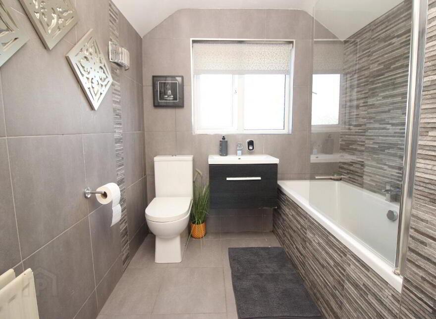 6 Ogles Terrace, Culcavy, Hillsborough, BT26 6JE