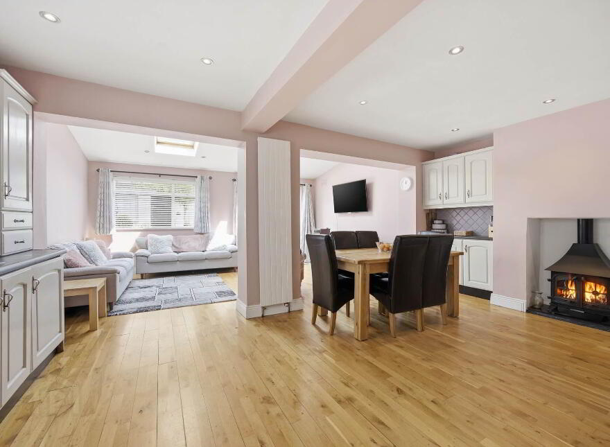 10 Ardmore Grove, Artane, Dublin, D05T866