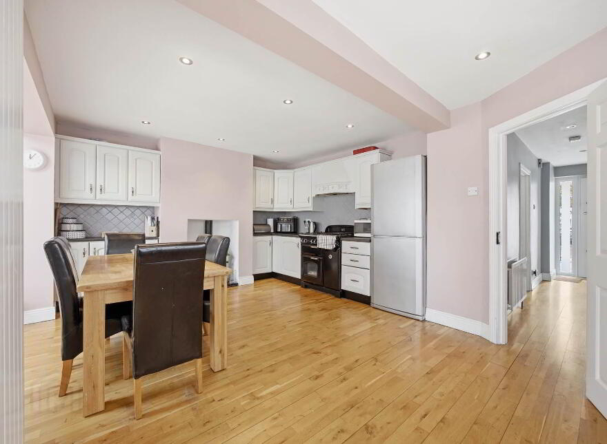 10 Ardmore Grove, Artane, Dublin, D05T866
