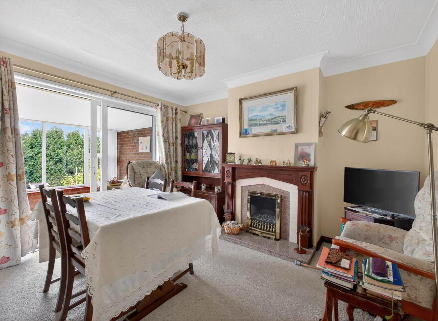 20 Laurelhill Park, Lisburn, BT28 3DU