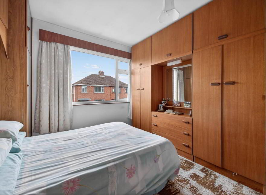 20 Laurelhill Park, Lisburn, BT28 3DU