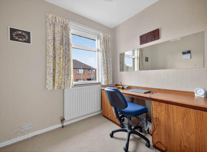20 Laurelhill Park, Lisburn, BT28 3DU
