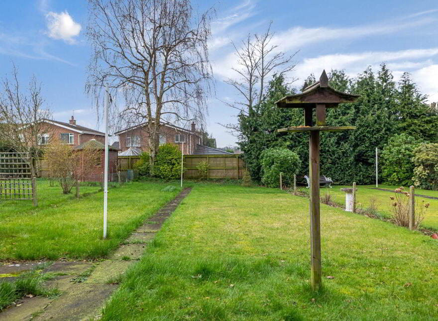 20 Laurelhill Park, Lisburn, BT28 3DU