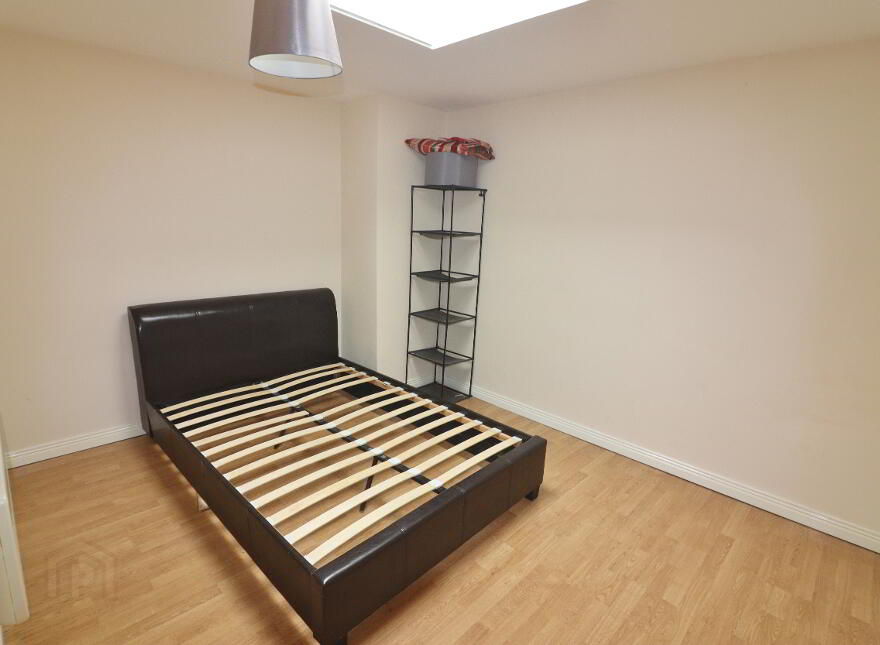 1B Derrymacash Road, Lurgan, BT66 6LG