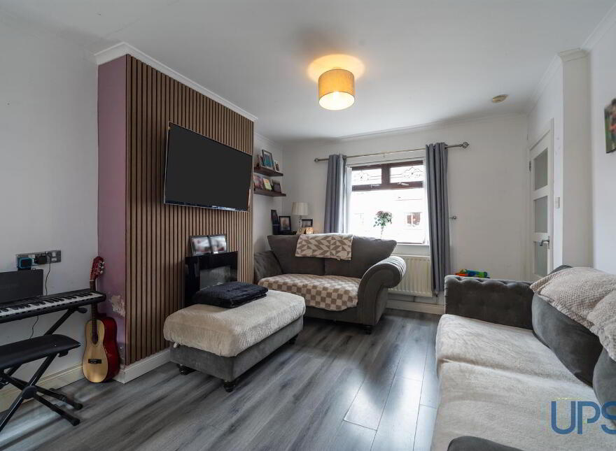 16 Rodney Parade, Belfast, BT12 6EE