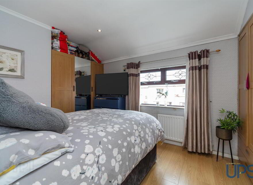16 Rodney Parade, Belfast, BT12 6EE