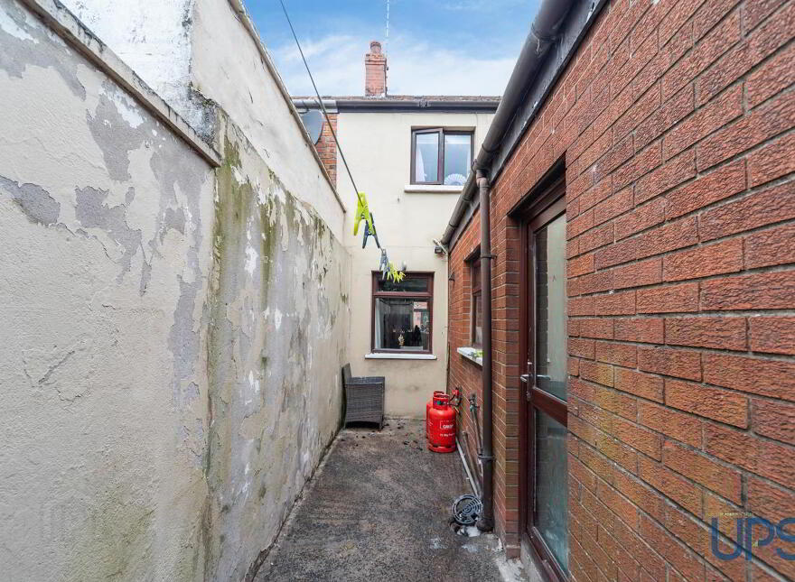 16 Rodney Parade, Belfast, BT12 6EE