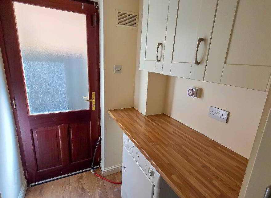 86 Clonattin Village, Gorey, Y25YC66