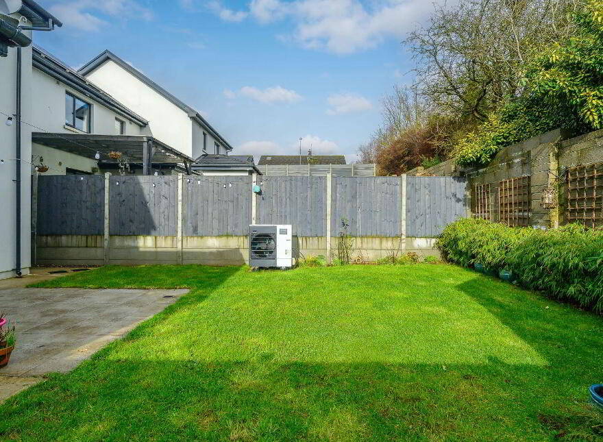 4 East Avenue, Mill Farm, Carrigaline, P43AD70