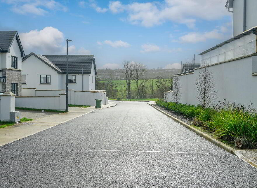 4 East Avenue, Mill Farm, Carrigaline, P43AD70