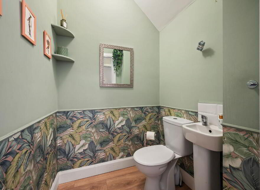 4 East Avenue, Mill Farm, Carrigaline, P43AD70
