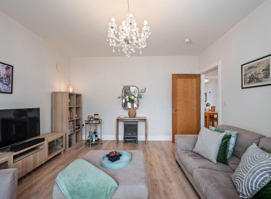 4 East Avenue, Mill Farm, Carrigaline, P43AD70