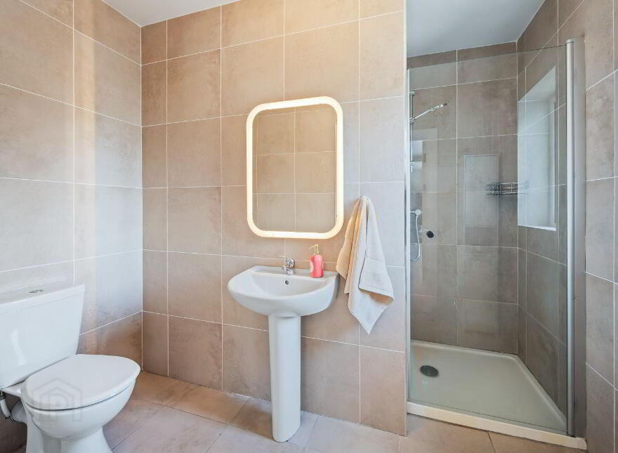 4 East Avenue, Mill Farm, Carrigaline, P43AD70