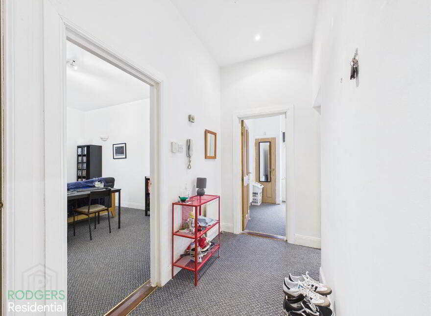 Flat 3, 23 Knock Road, Belfast, BT5 6LA