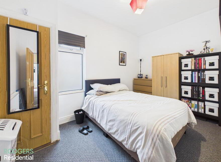 Flat 3, 23 Knock Road, Belfast, BT5 6LA