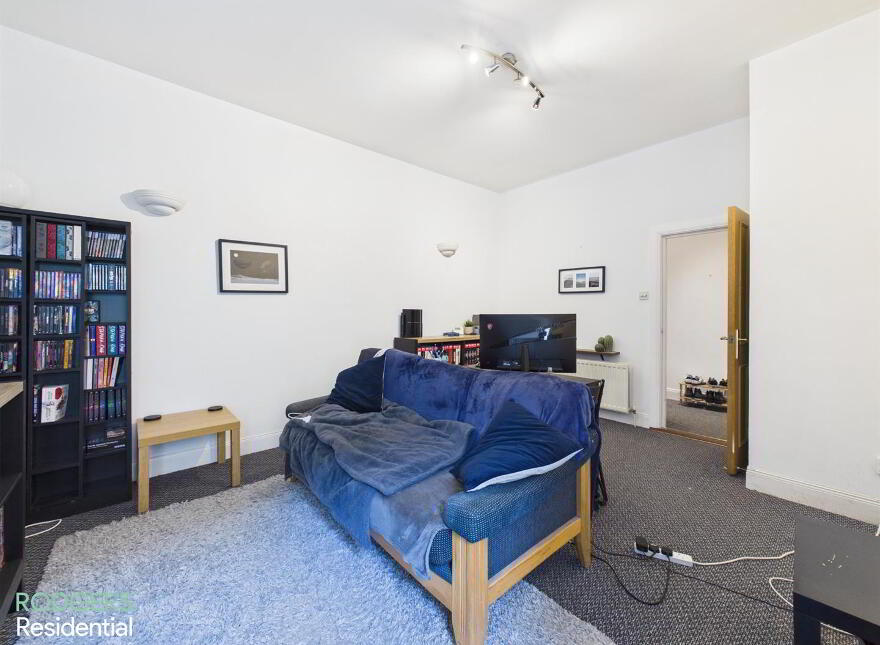 Flat 3, 23 Knock Road, Belfast, BT5 6LA