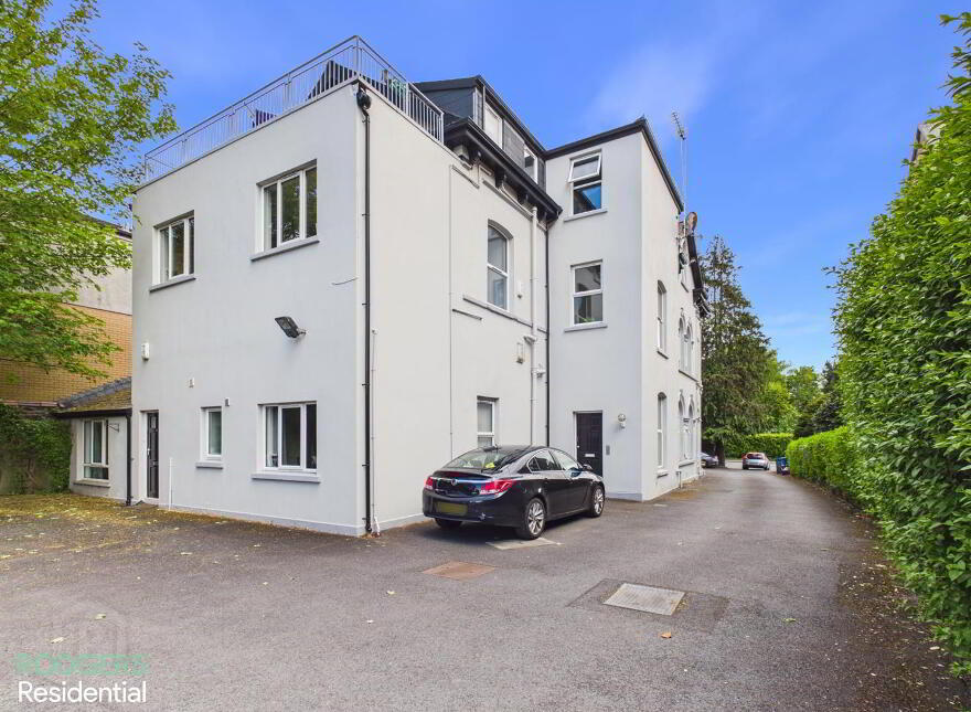 Flat 3, 23 Knock Road, Belfast, BT5 6LA