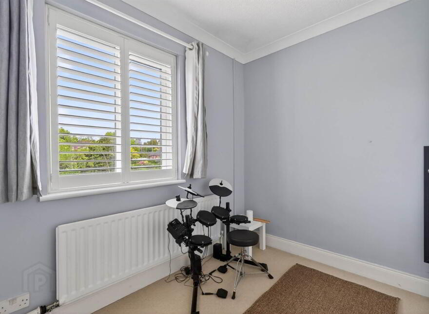 51 Kingsway Park, Gilnahirk, Belfast, BT5 7EW