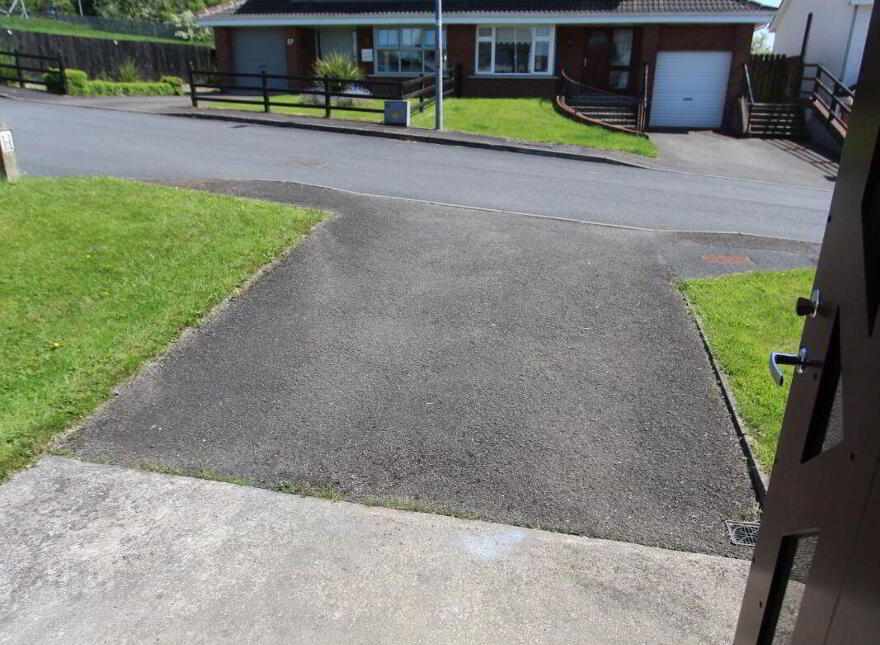 51 Knocktornagh, Castleblayney, A75A728